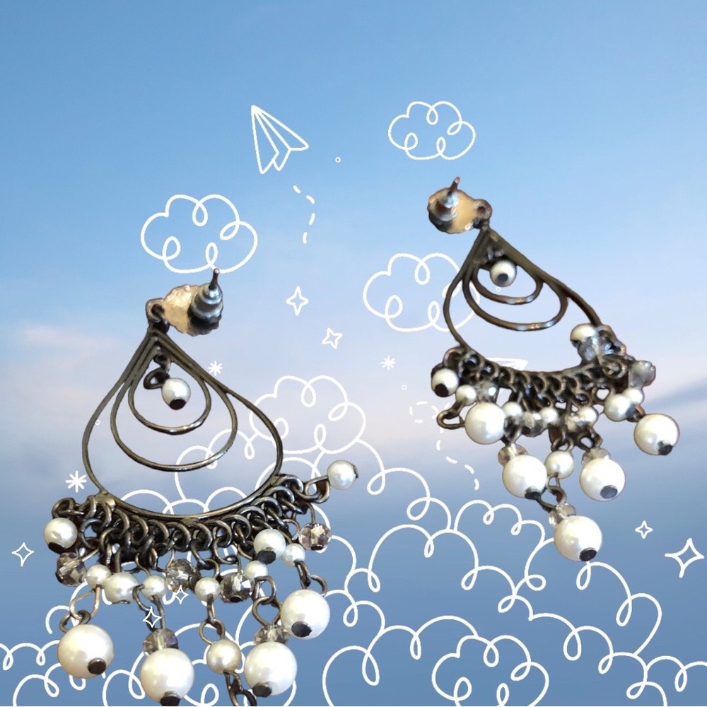 Chandelier Dangle Drop Beaded Earrings Women's White/Gray